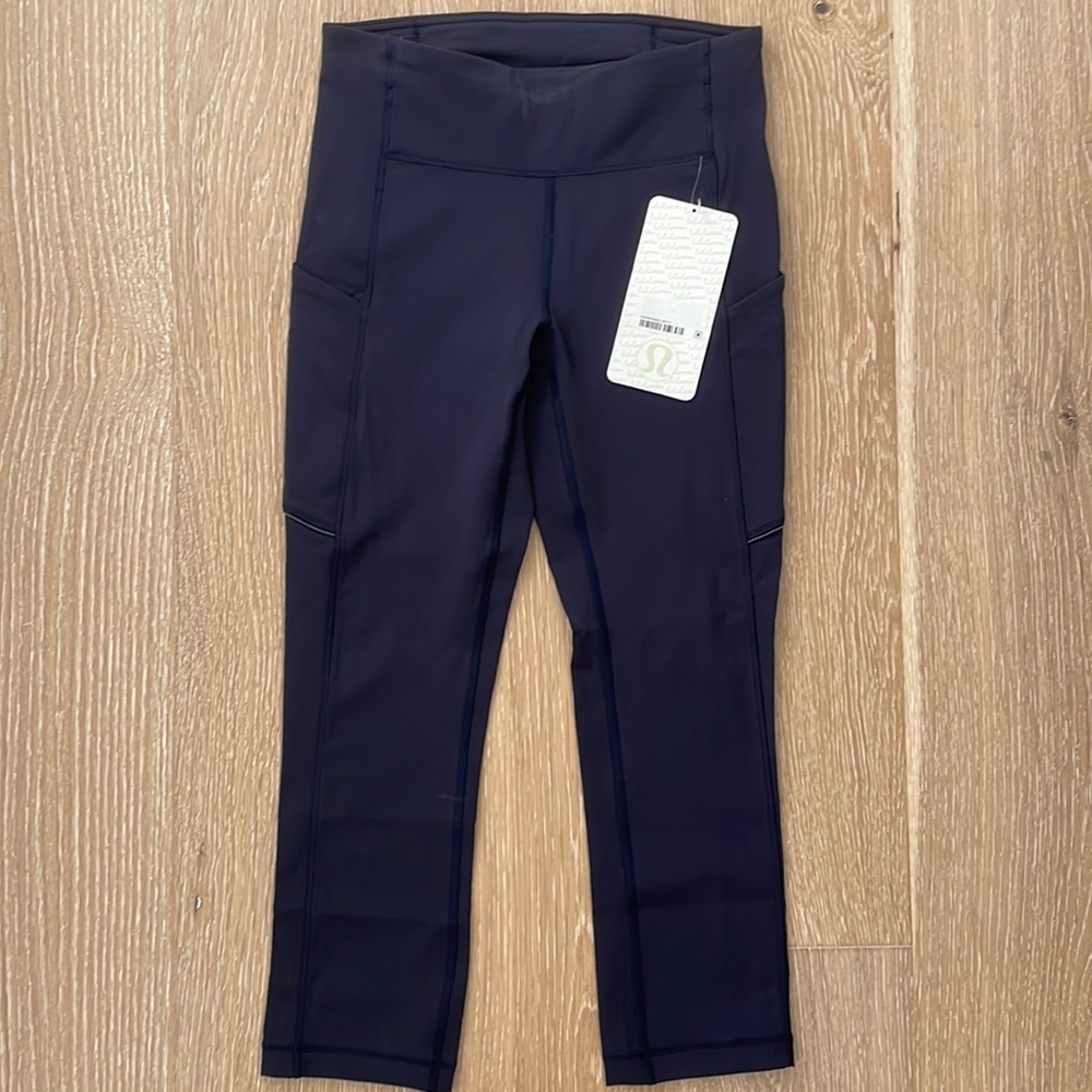 New Lululemon Speed Up Crop Leggings in Navy
